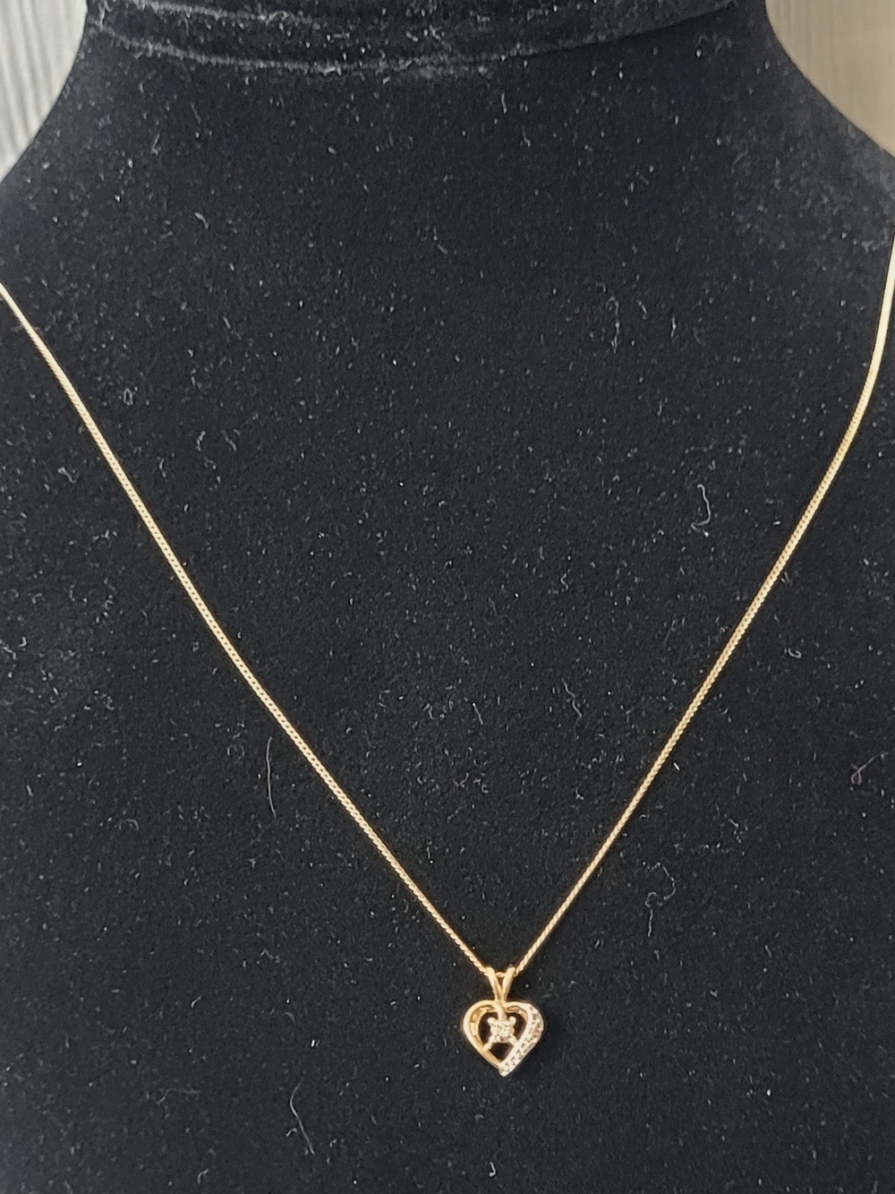 10k Yellow Gold Heart Pendant Necklace with Clear Diamond Accent